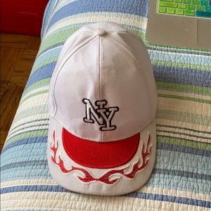 Fitted red and white New York hat